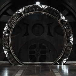 Megszakadt féregjárat – Stargate Universe kritika